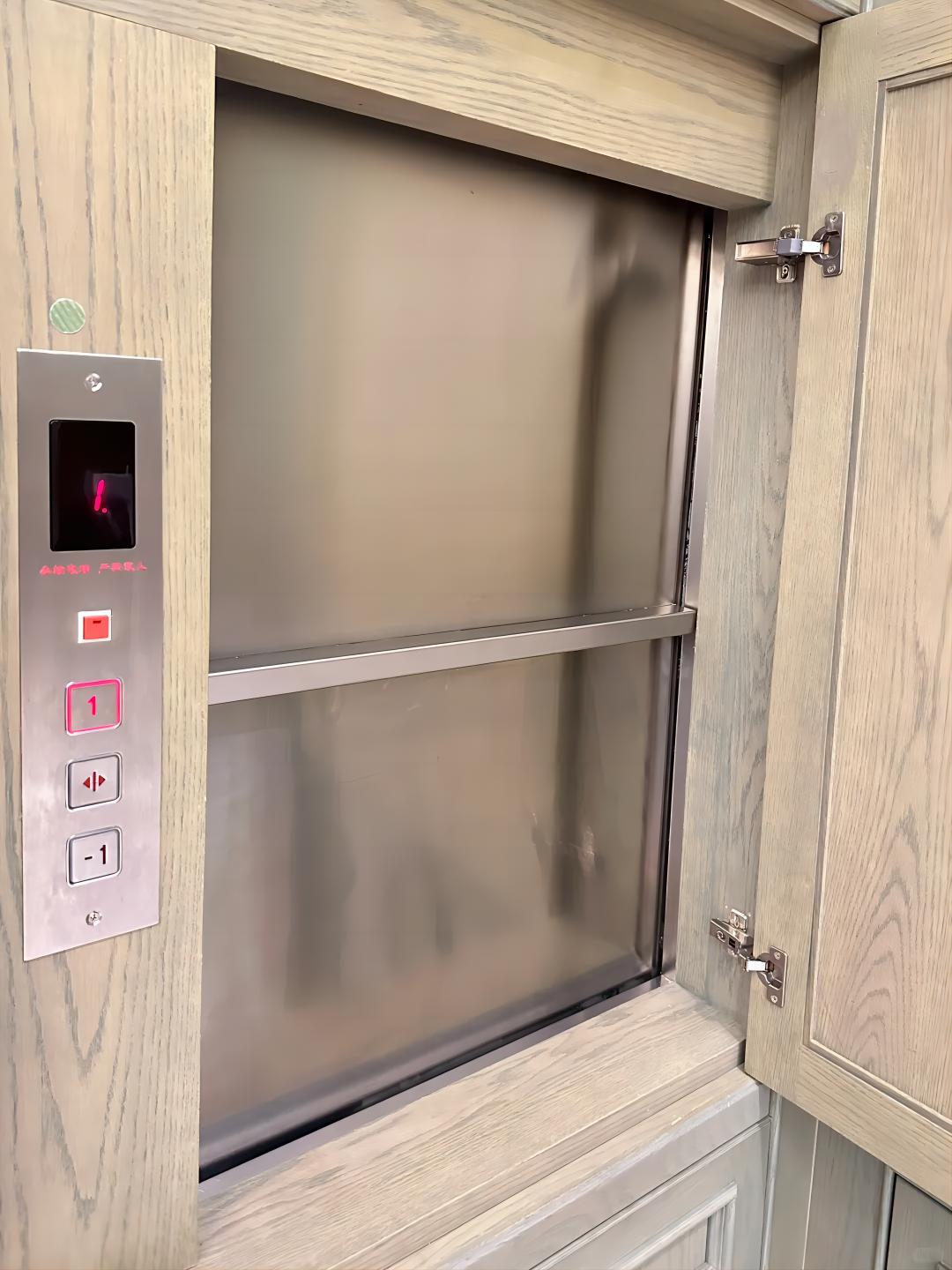 Elevador de jantar do tipo piso